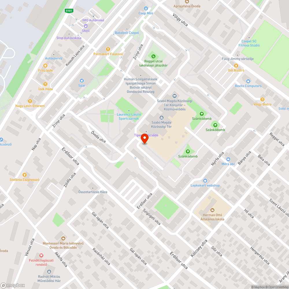 Széttört pad ÁMK bölcsőde bejárat bejelentés helye