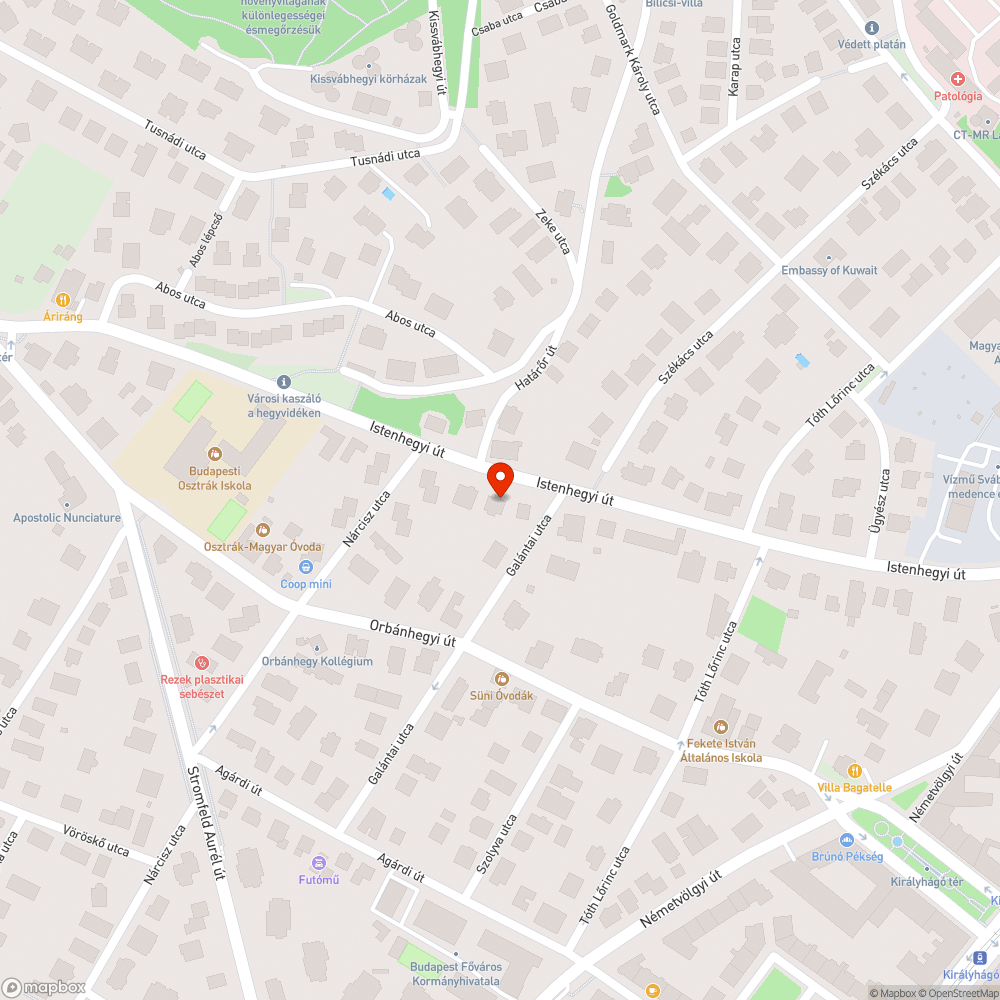 Aszfaltozás során kihagyott terület a járdán bejelentés helye