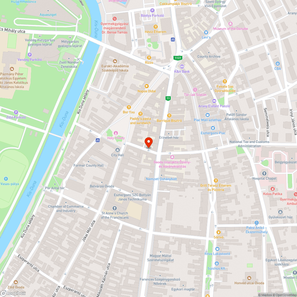 Arany János utcai kátyú bejelentés helye