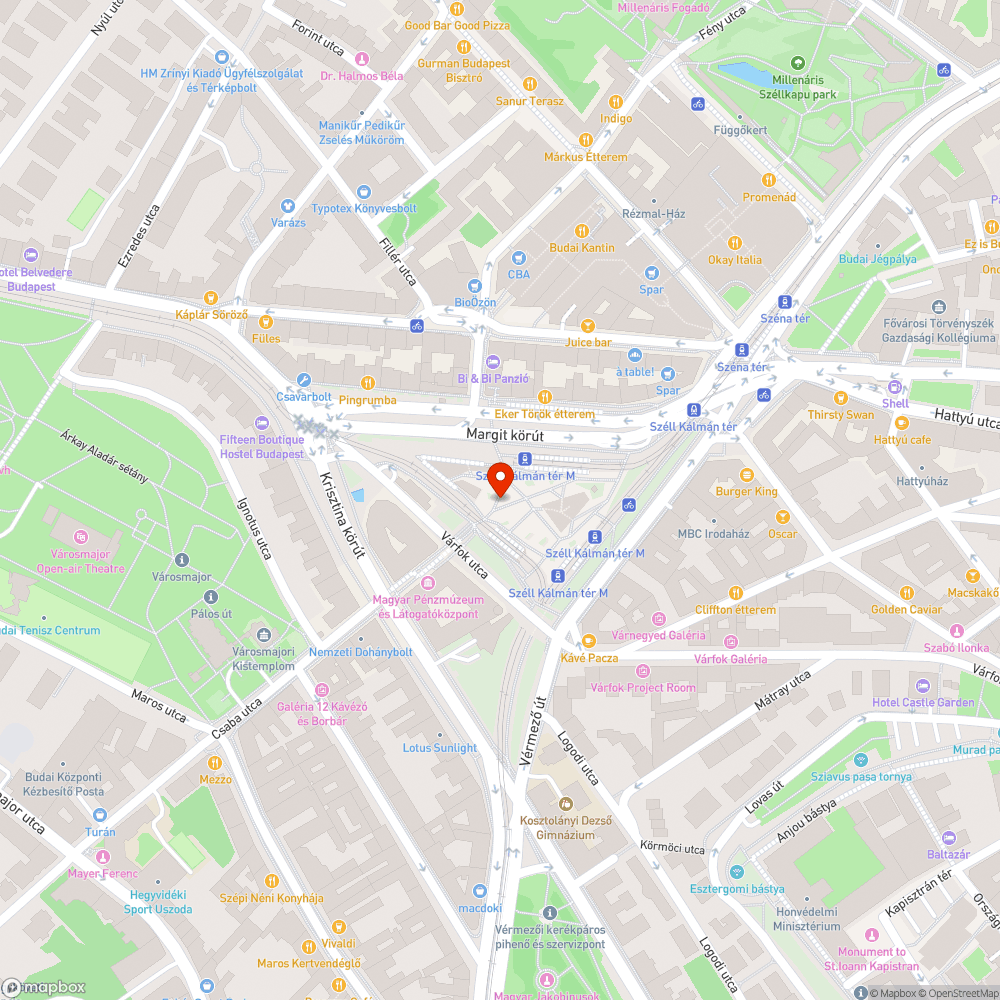 Összefirkált információs tábla a Széll Kálmán téren bejelentés helye