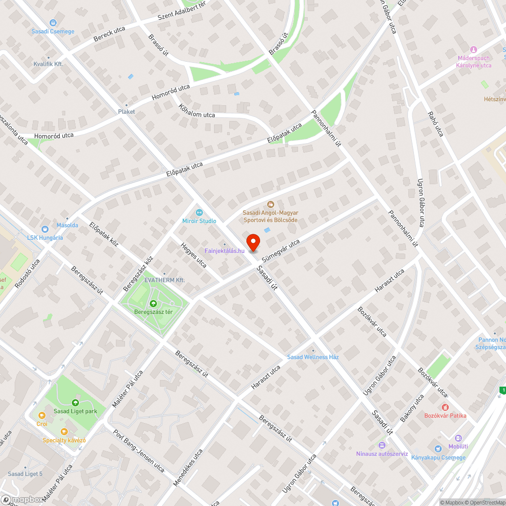 Törött autóalkatrészek a járdán Sasadi - Sümegvár bejelentés helye