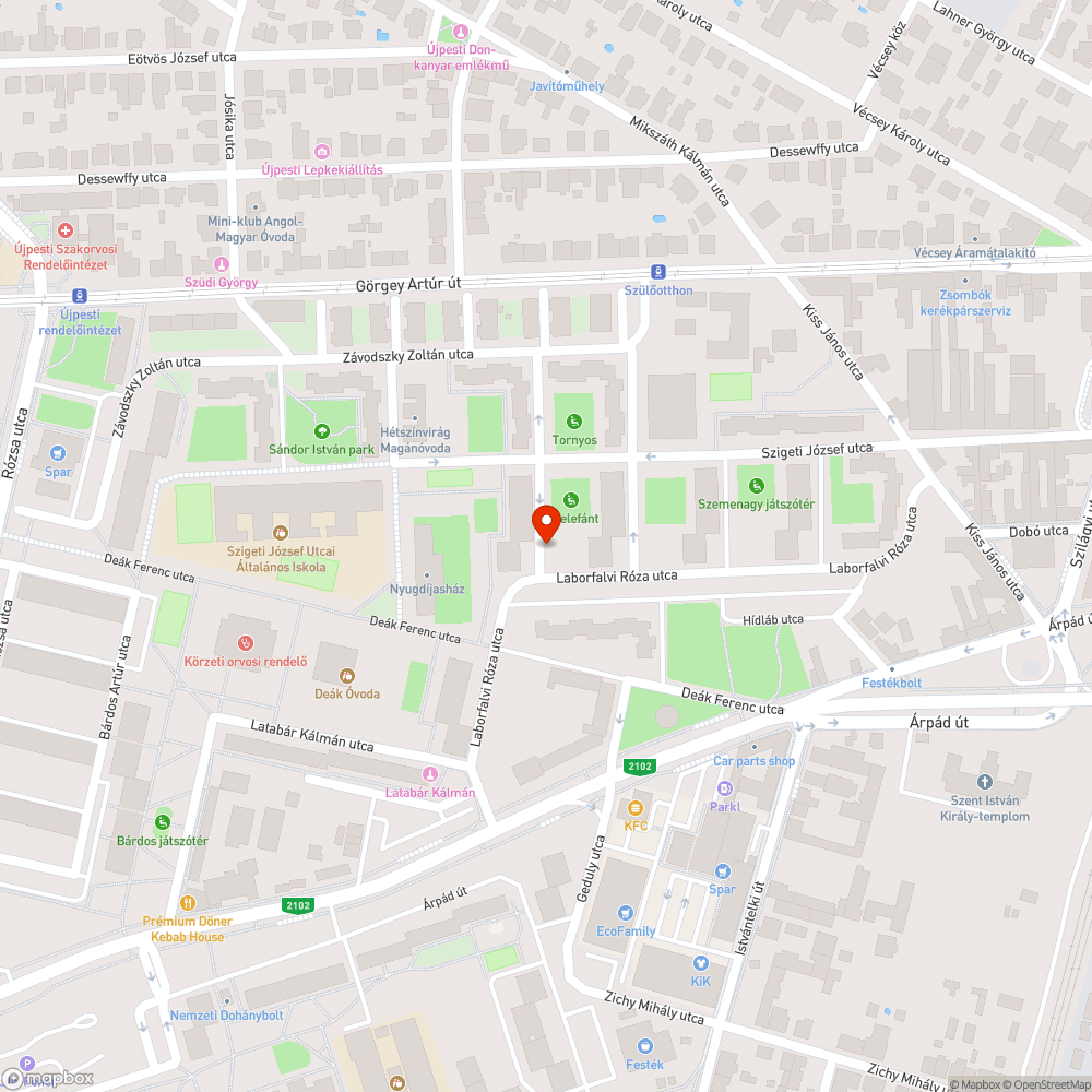 Parkba beálló autó bejelentés helye