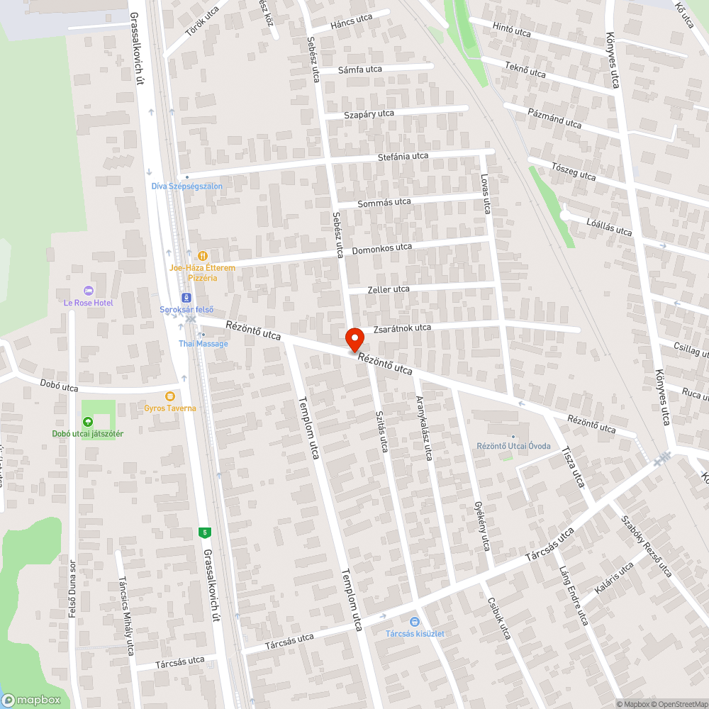 Hatalmas fólia a járdán bejelentés helye