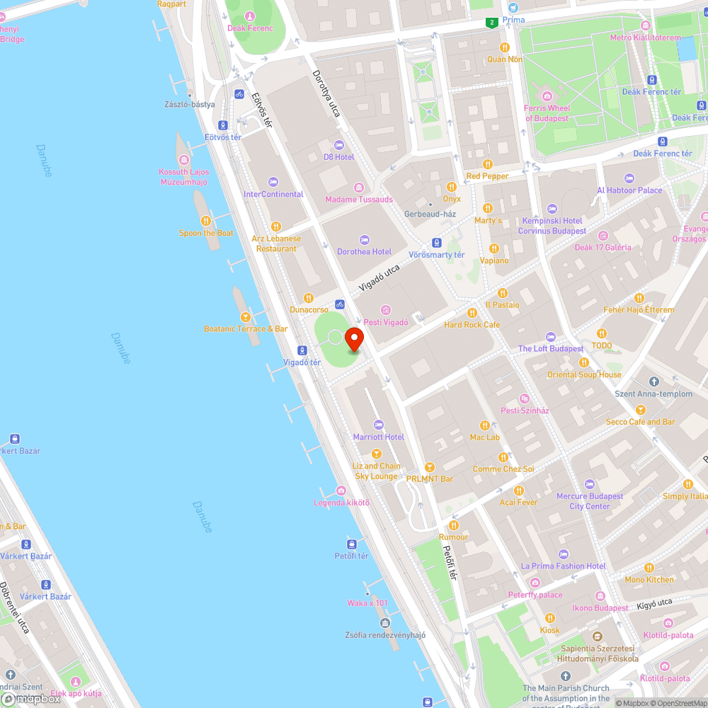 Kőtömbök a parkban. bejelentés helye