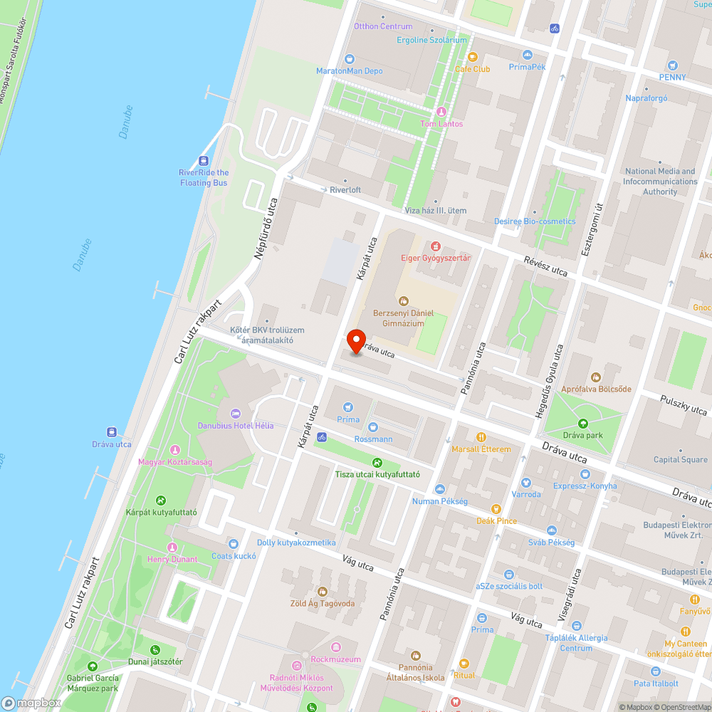 A trolibusz megállóban szemét és vérfoltok bejelentés helye