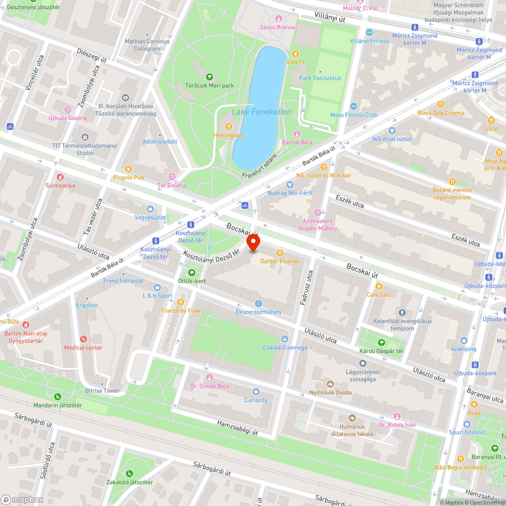 Illegális molinó reklám a Kosztolányi Dezső téren bejelentés helye