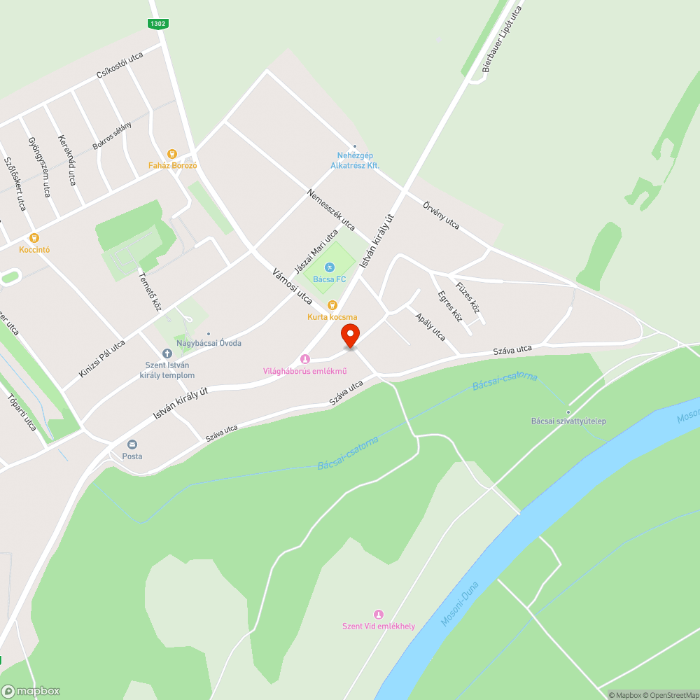 Elhagyott, ezüst színű, összetört Mazda Győrben bejelentés helye