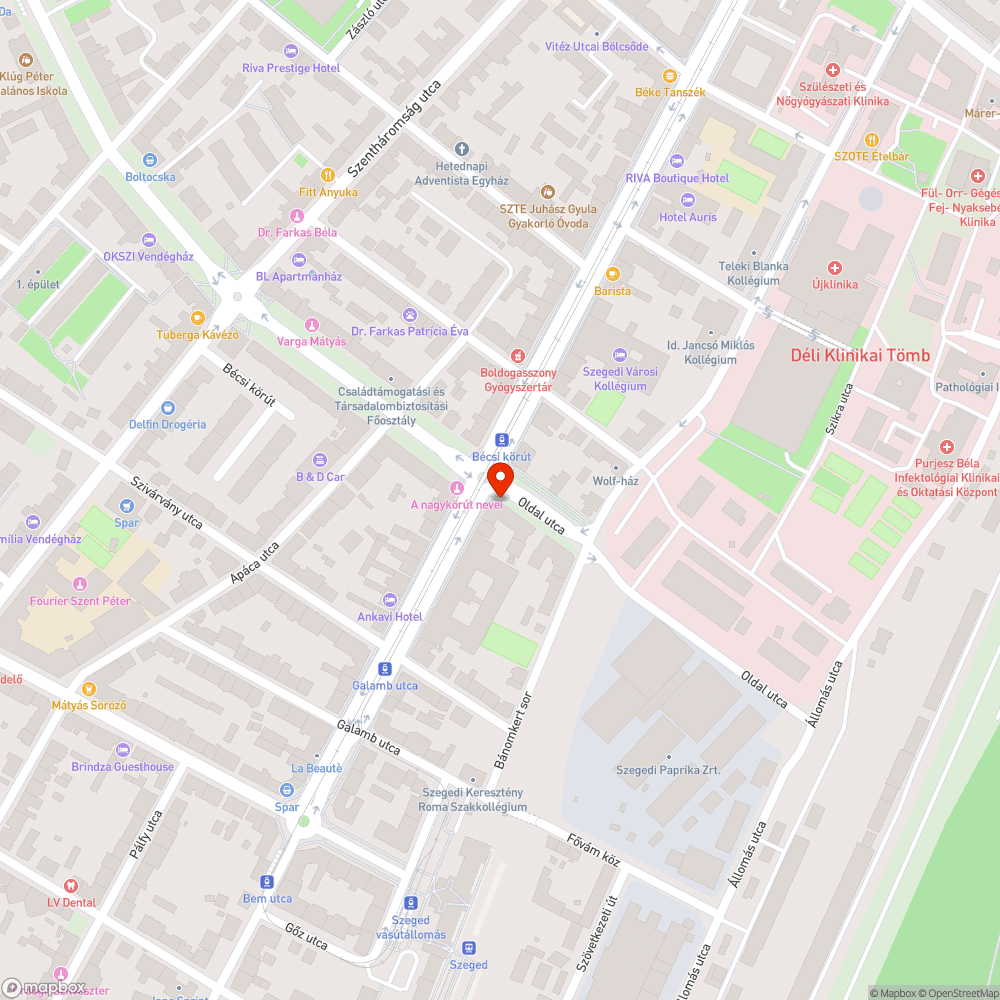 Eldeformálódott fém fedlap a transzformátonál gyalog- és kerékpárúton bejelentés helye