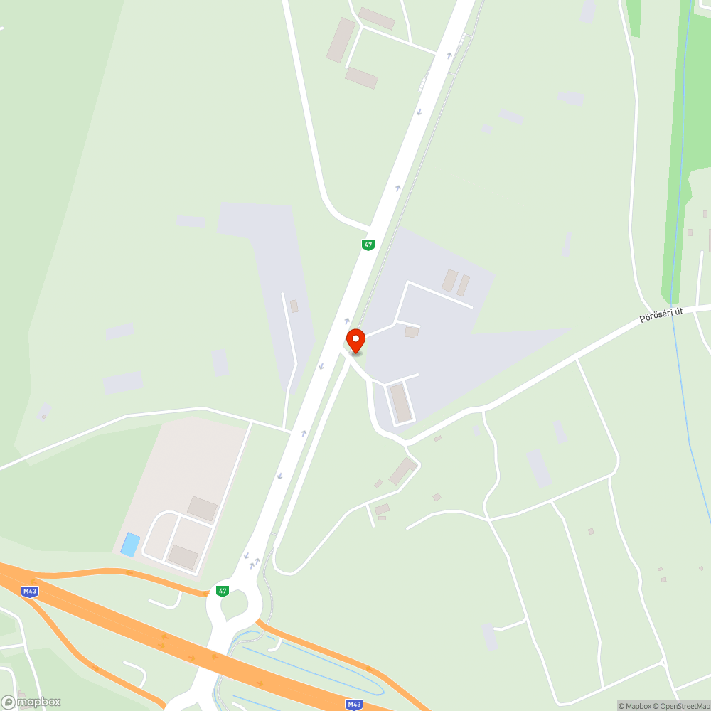 Teherautó gumi a zöldövezetben - Algyői út,  Pöröséri út sarka bejelentés helye