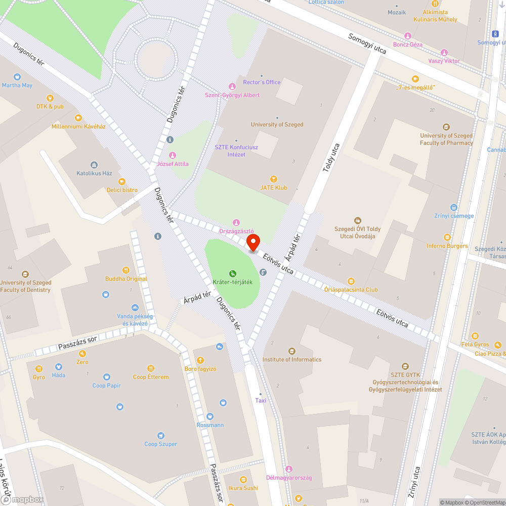 Kiemelkedő rács a fa körül bejelentés helye