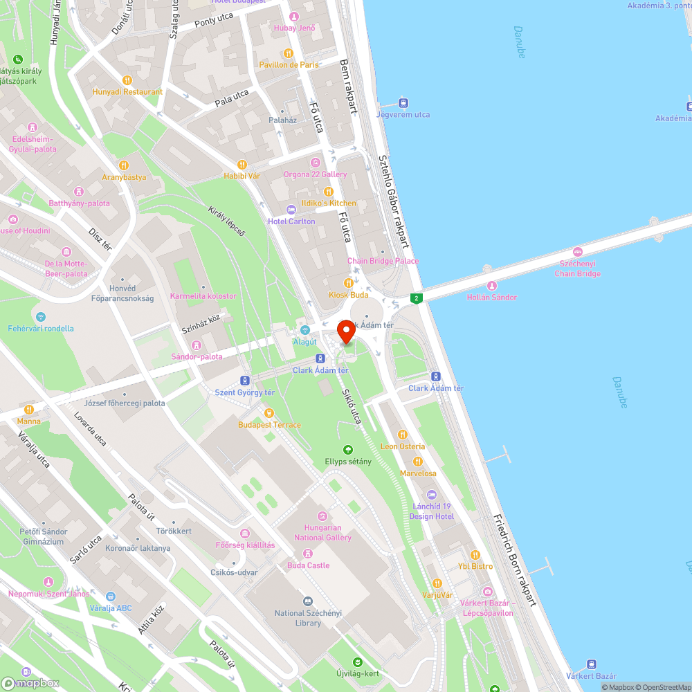 Kődarabok a parkban. bejelentés helye