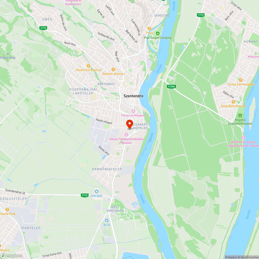 Sérült a pad támlája a szentendrei HÉV végállomáson bejelentés helye