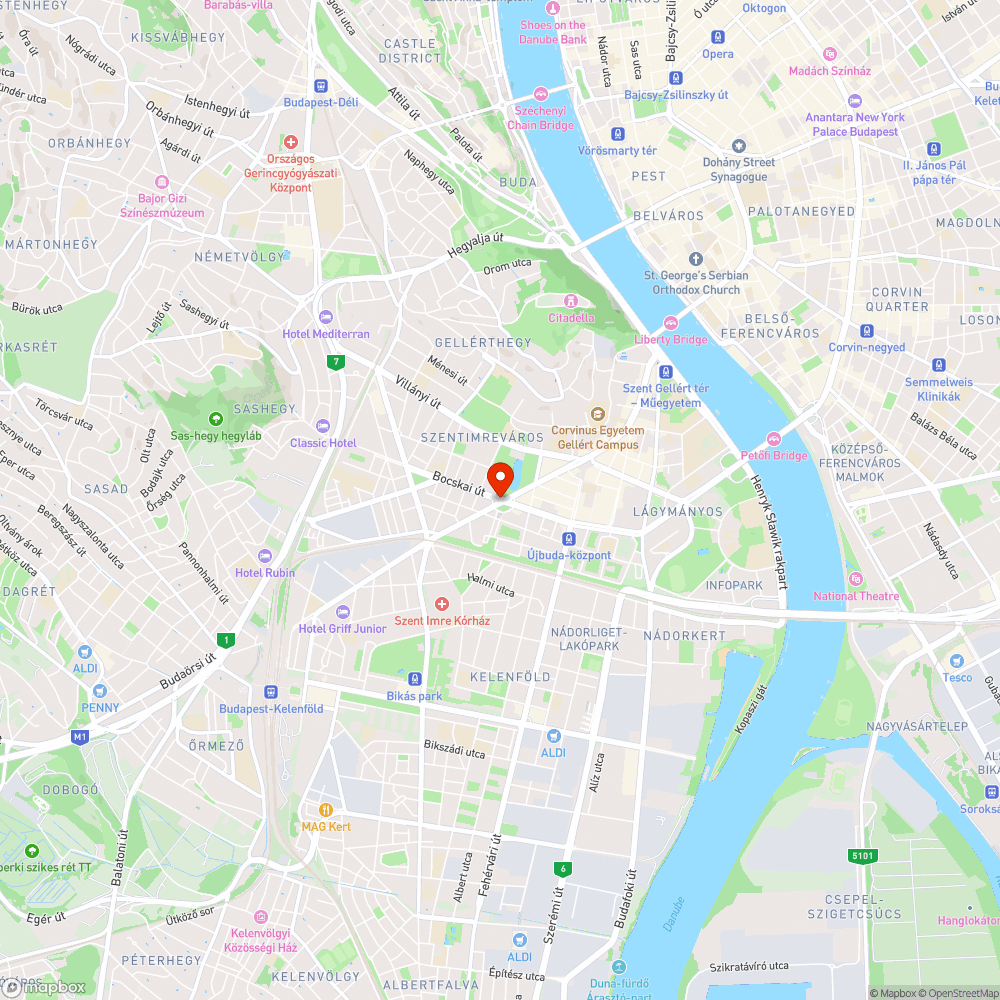 Balesetveszélyes jelzőlámpa a sáv felett bejelentés helye