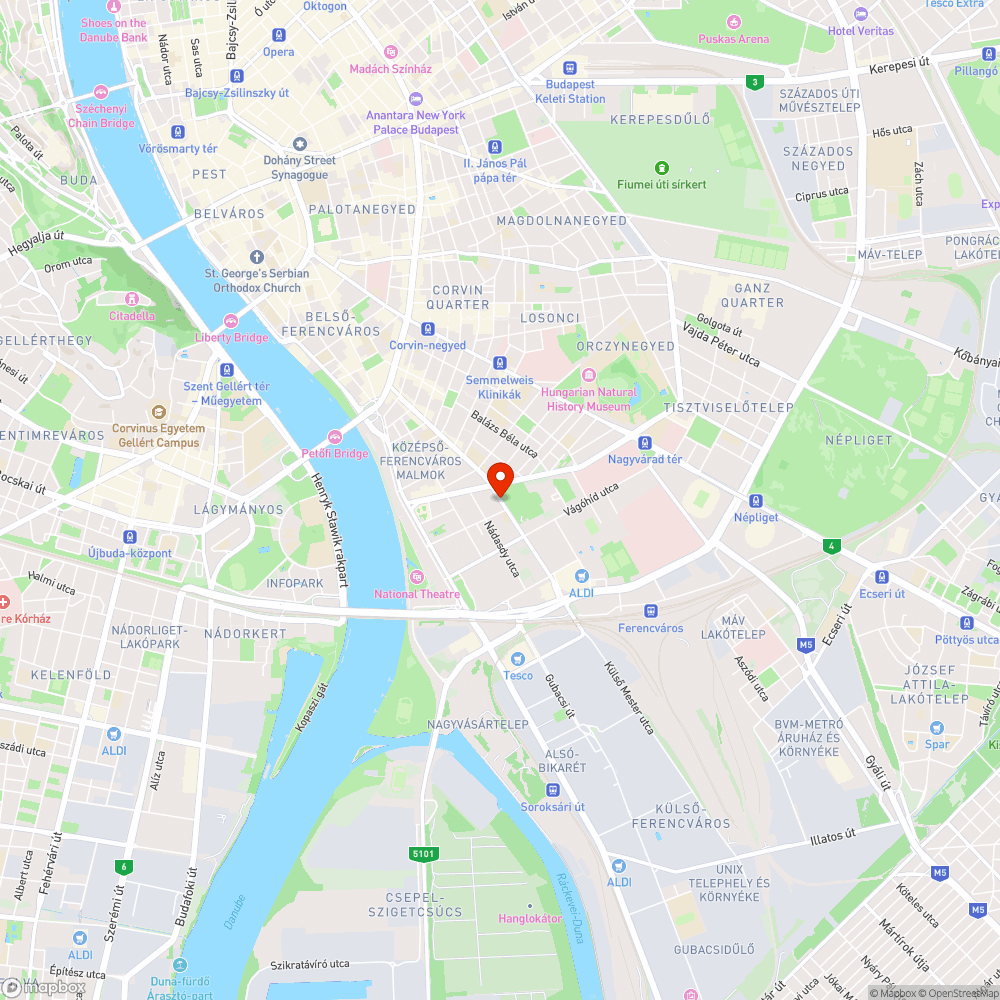 Kidöntött tábla az iskolánál bejelentés helye