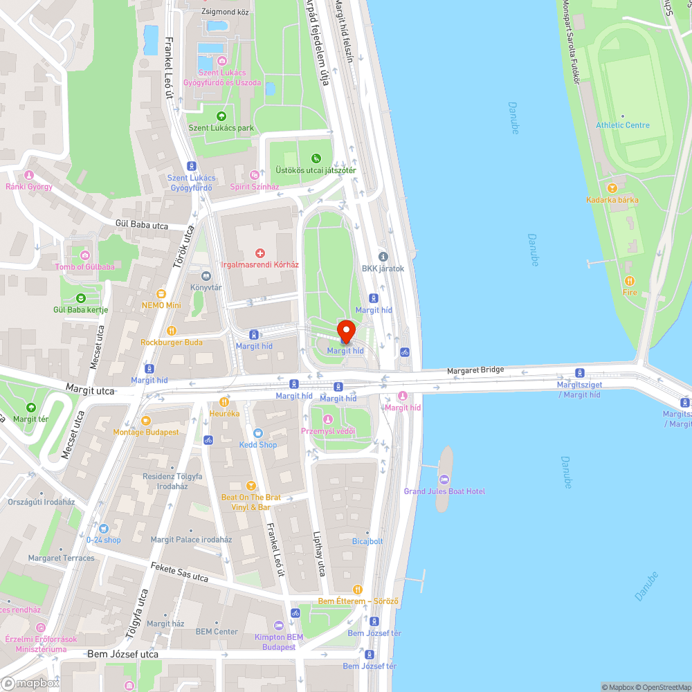 Elhagyott biciklik foglalják a kerékpártárolókat bejelentés helye