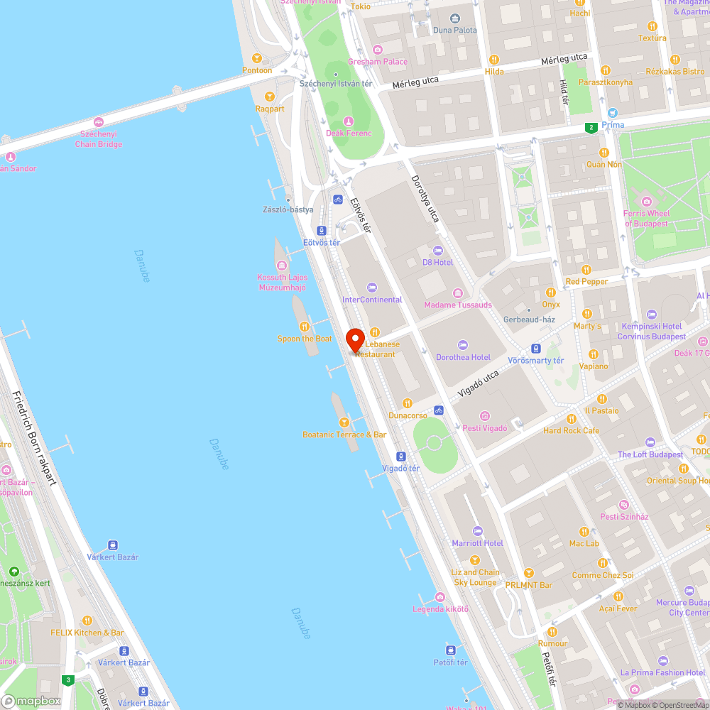 Nyitott, elhagyott Renault a rakparton bejelentés helye