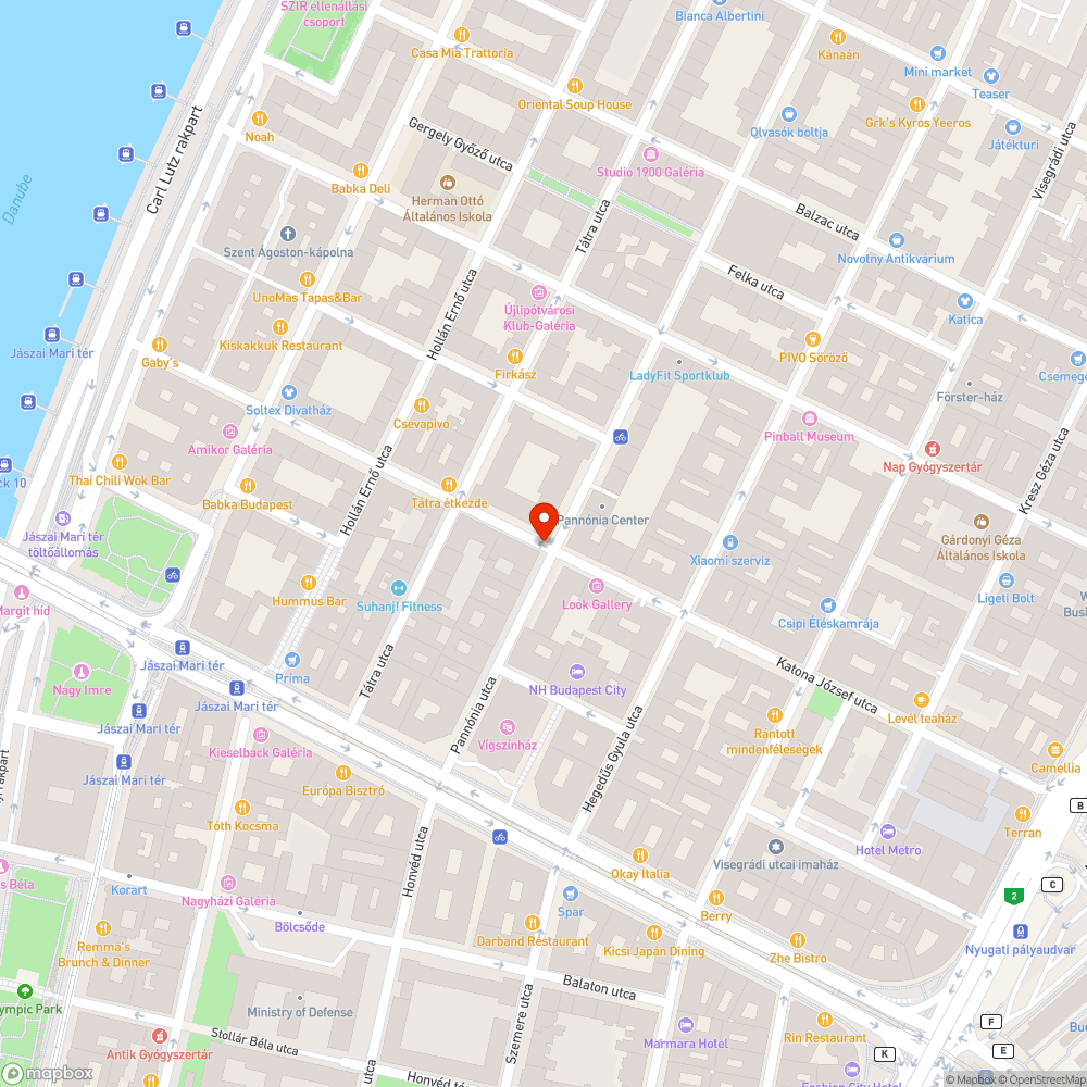 Kinyíló ajtó az oszlopon bejelentés helye