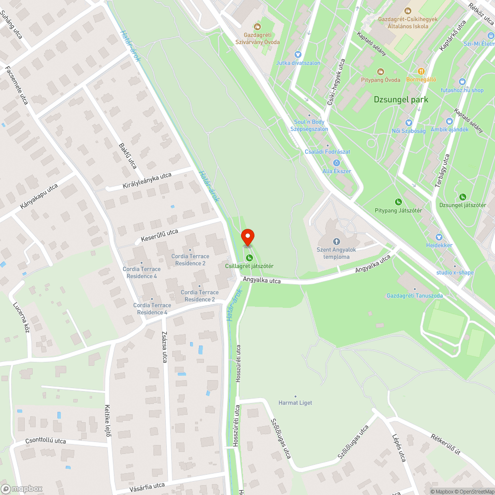 Kivágott fák, törött játékok és graffiti a Csillagrét Játszótéren bejelentés helye