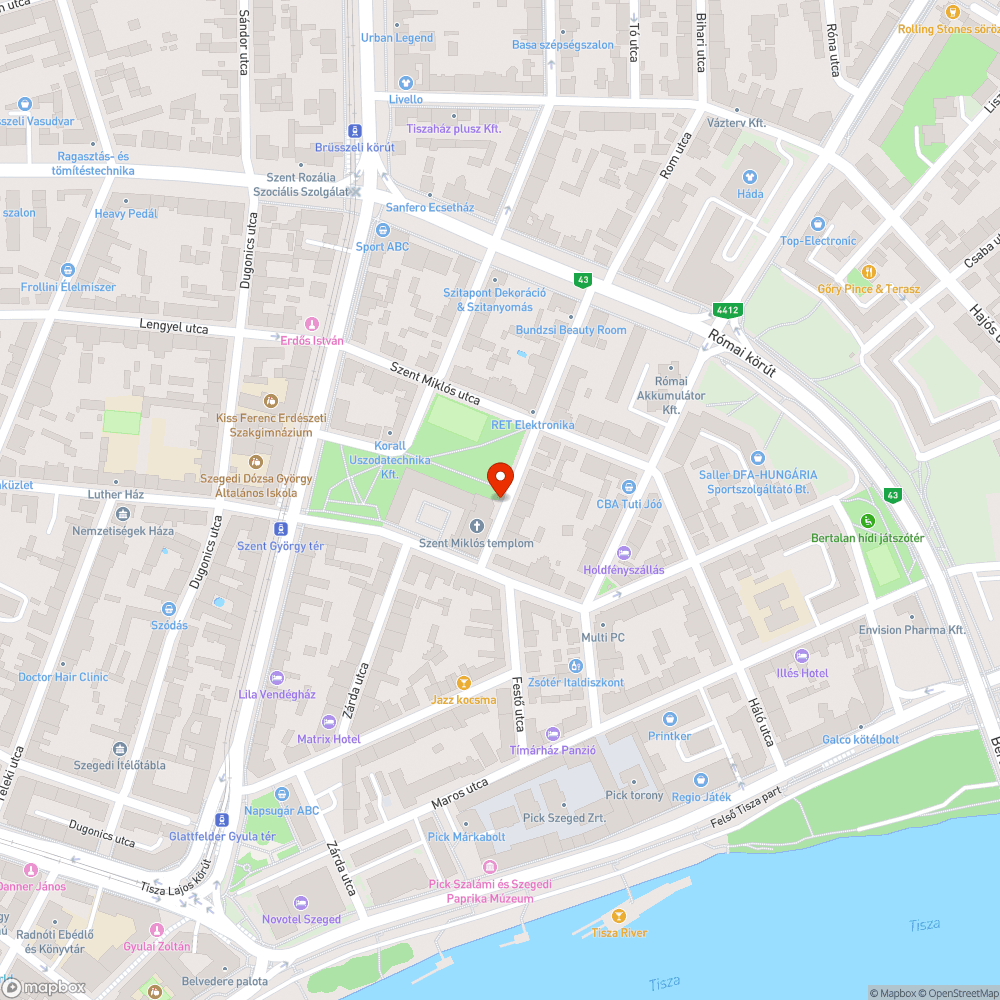 Hatalmas korhadó tuskók - Tímár utca 3., templom mellett bejelentés helye