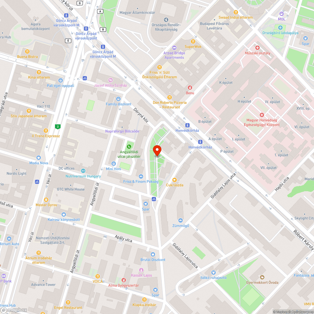 Autók akadályozzák a gyalogos forgalmat bejelentés helye