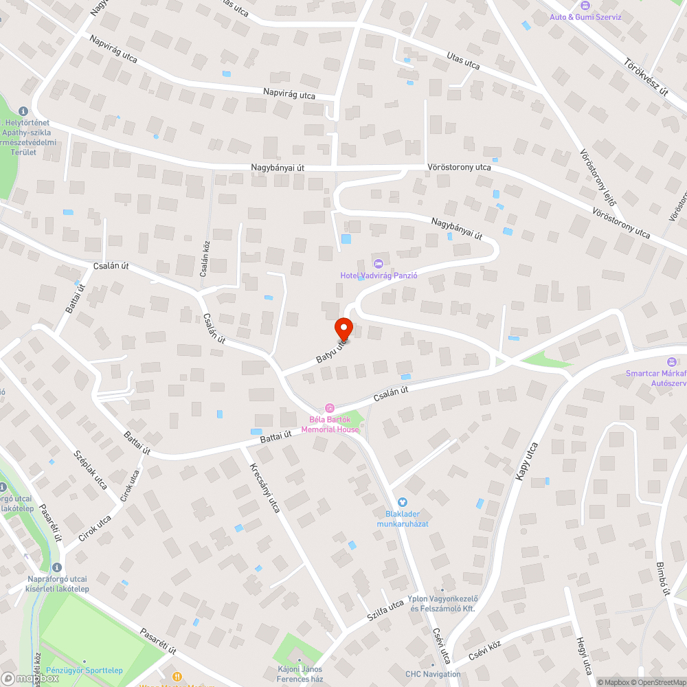 Megdőlt telefonpózna, belógó kábel bejelentés helye