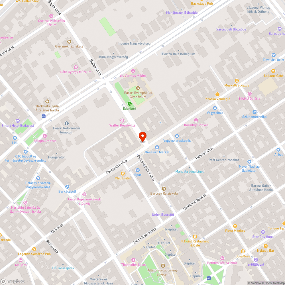 Kartonok kidobva bejelentés helye