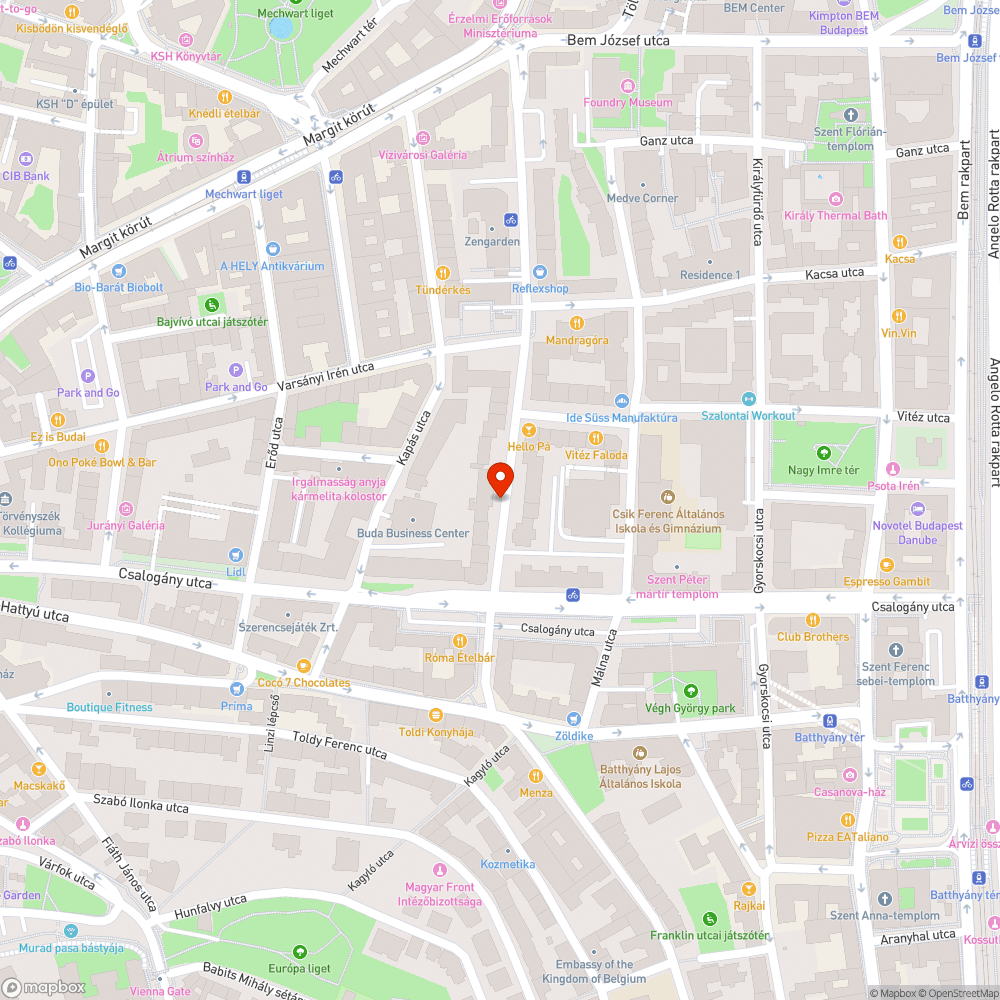 Eperfa rothadó termése a Fazekas utcában bejelentés helye