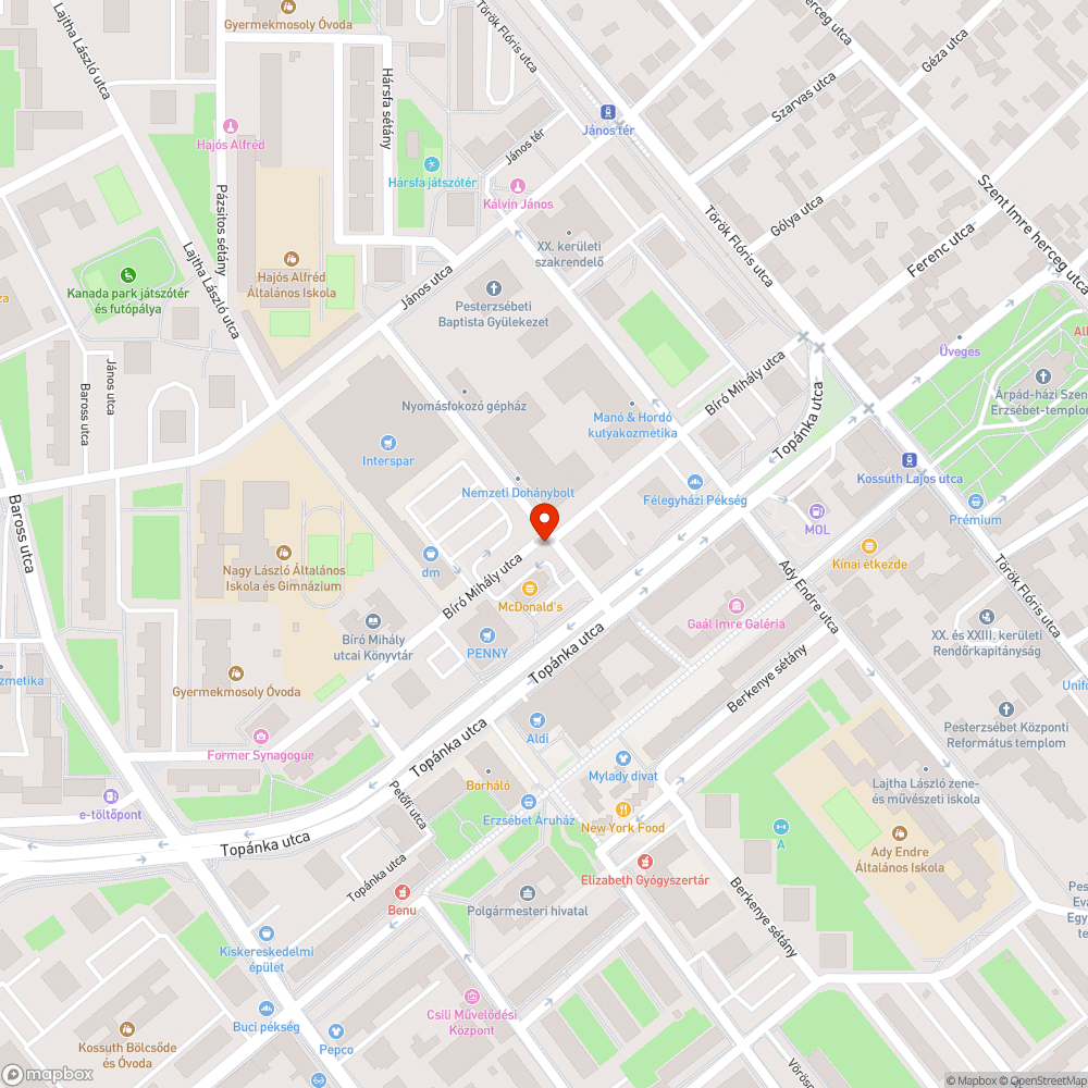 Elsőbbségadás kötelező táblát fa takarja bejelentés helye