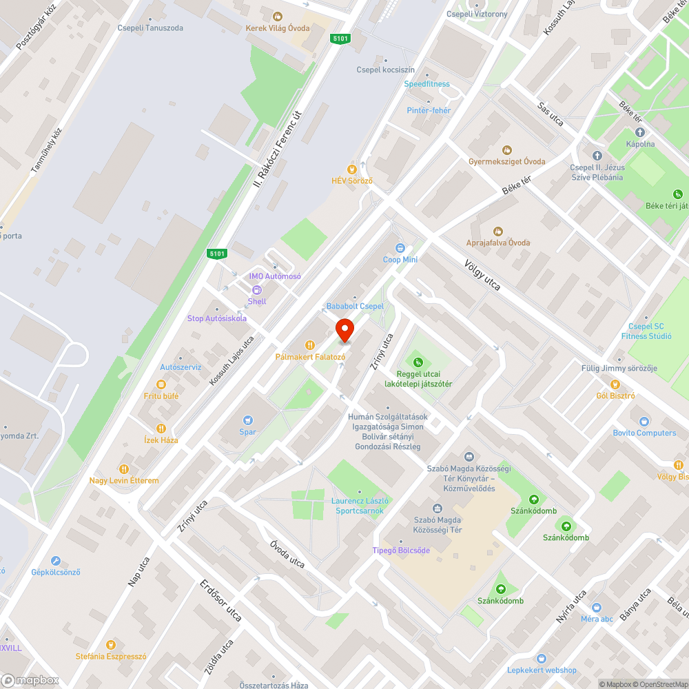 Kátyú az út szélén Zrínyi utca bejelentés helye