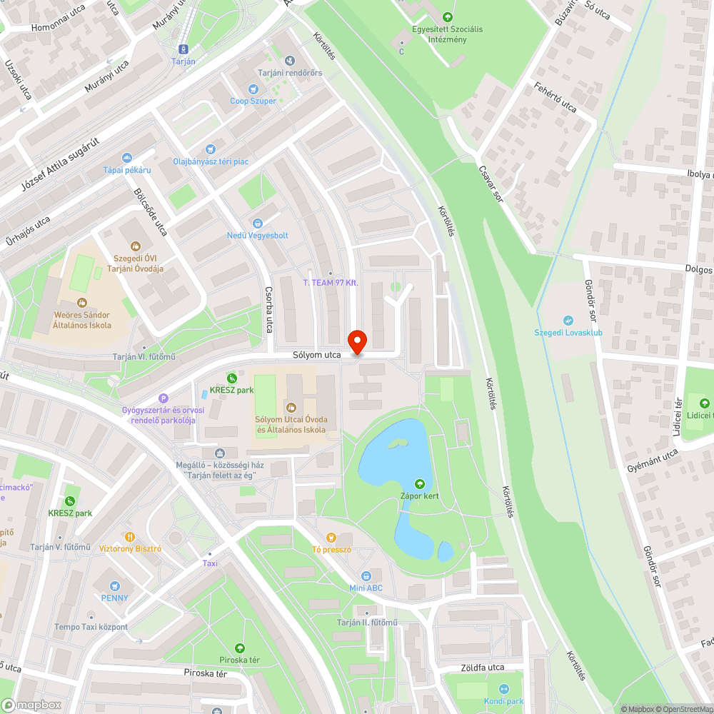 Megdőlt táblák - Sólyom utca 2. bejelentés helye