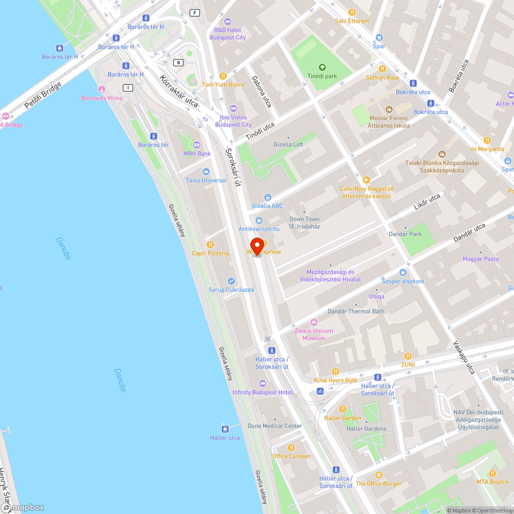 Kopott, kifakult tábla bejelentés helye