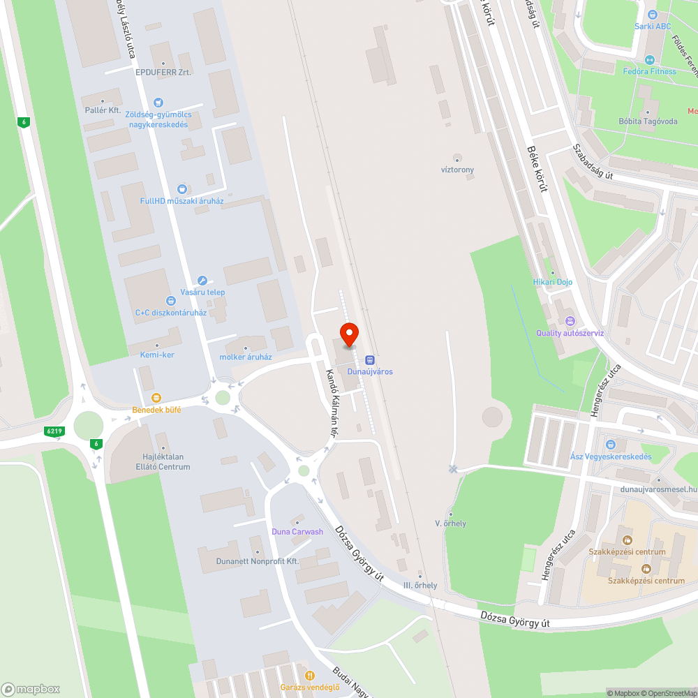 Kopott megálló tábla bejelentés helye