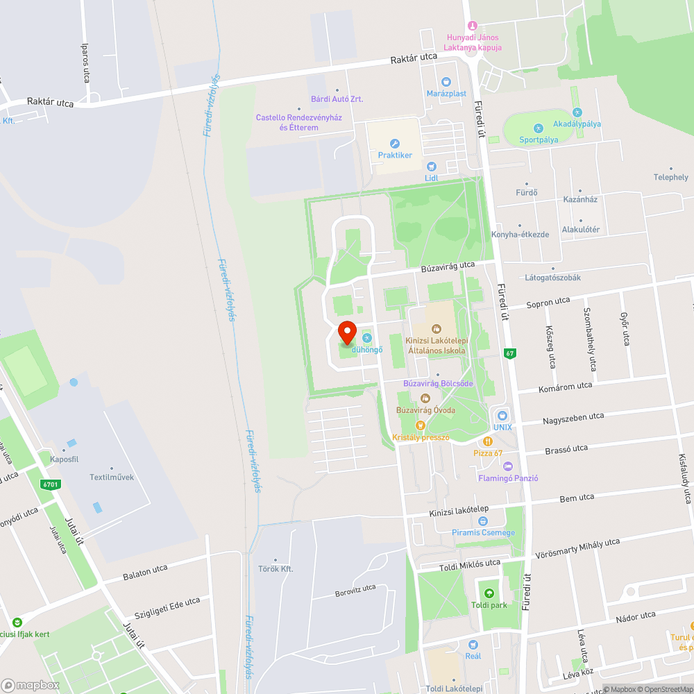 Teljesen leromlott állapotú padok bejelentés helye