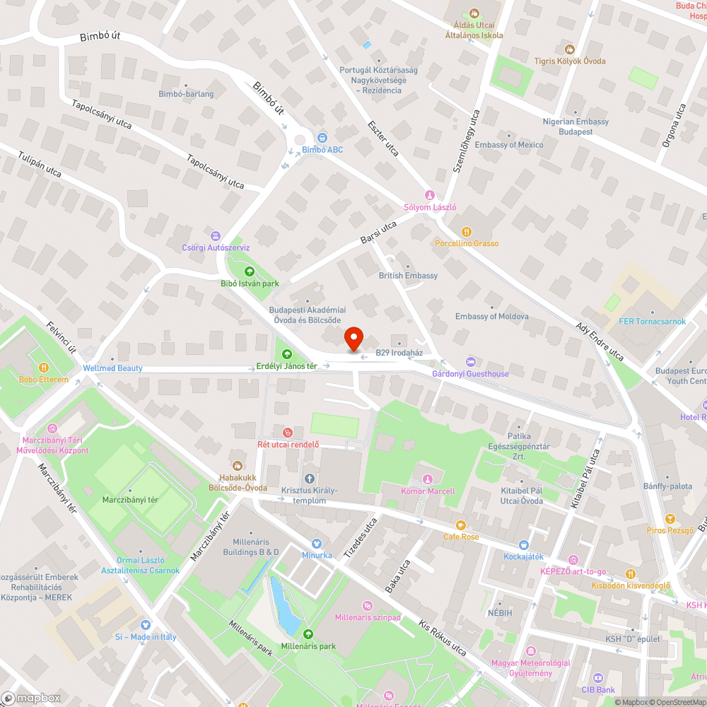 Elhagyatott ponyvás összefirkált kisteherautó bejelentés helye