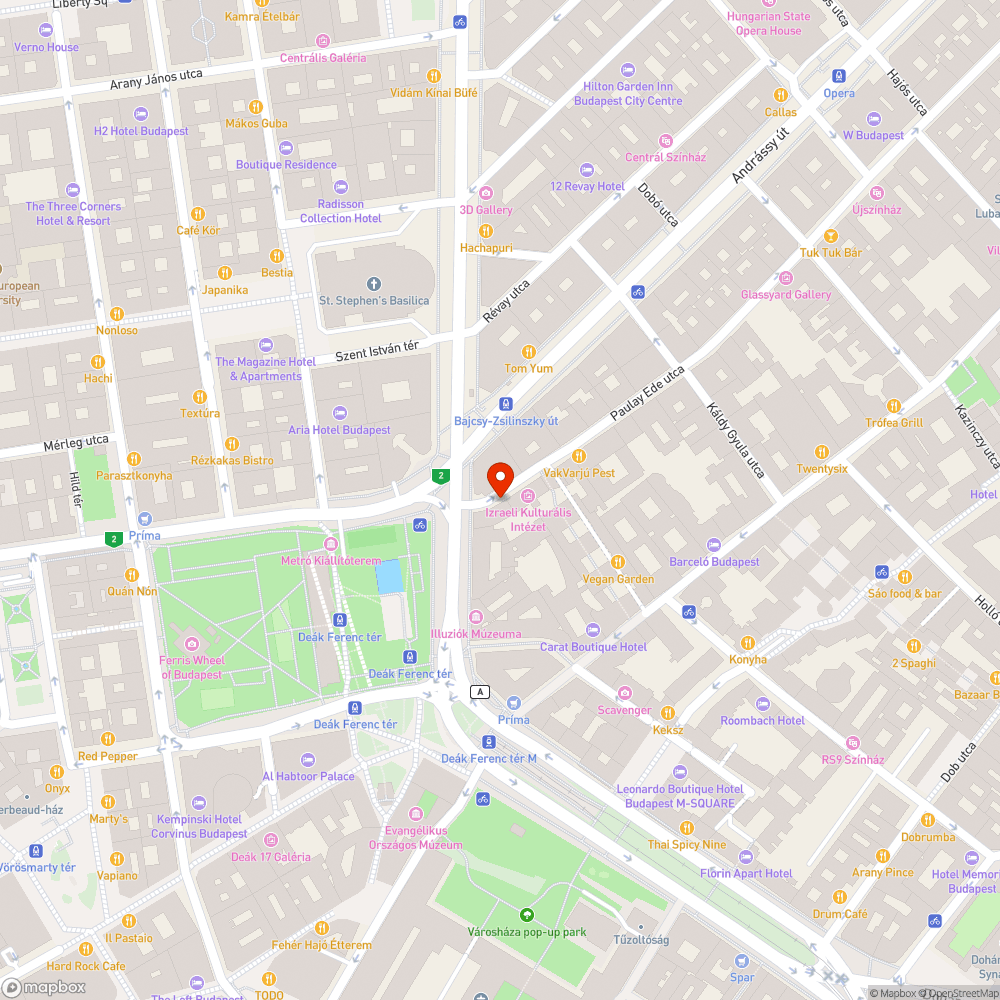 Járdasíkból kiálló csatornafedő bejelentés helye