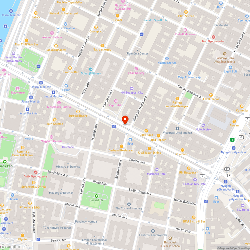 Szemét a Szent I.krt.16 előtt bejelentés helye