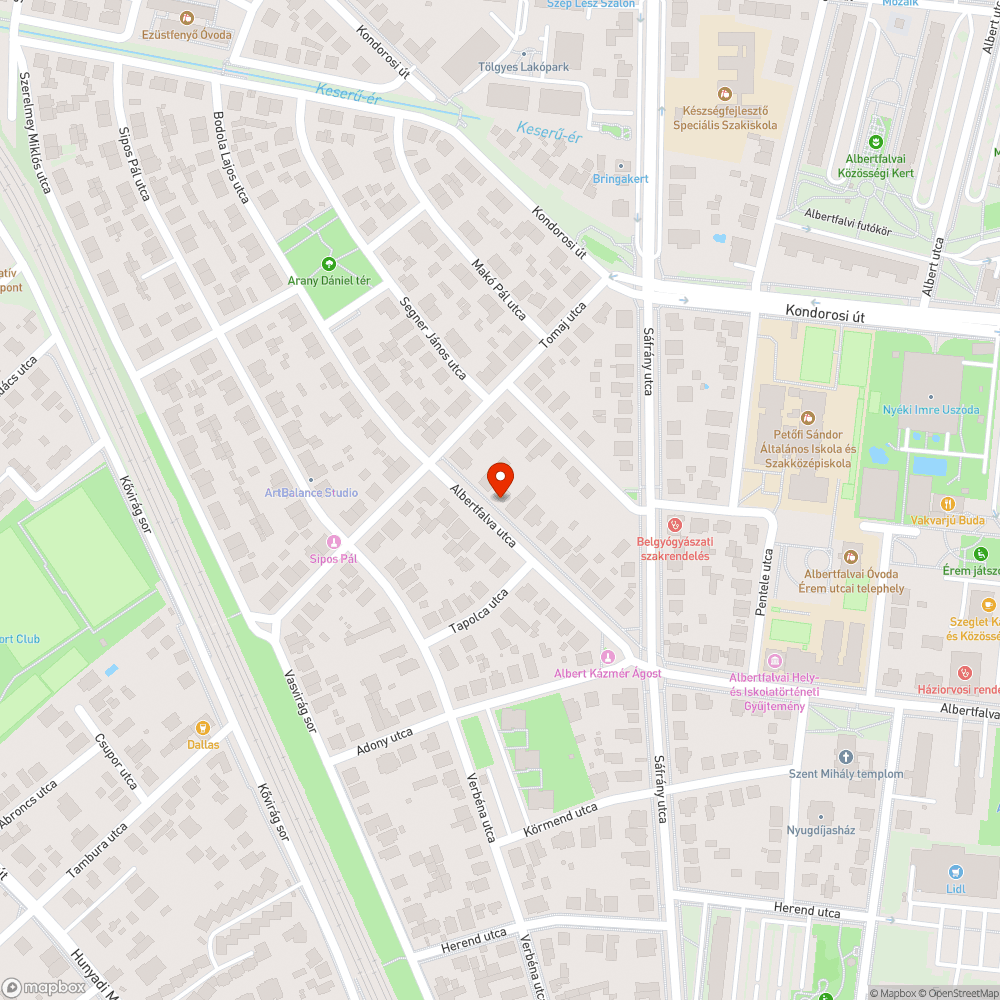 Kiszáradt diófa a kábelek alatt bejelentés helye