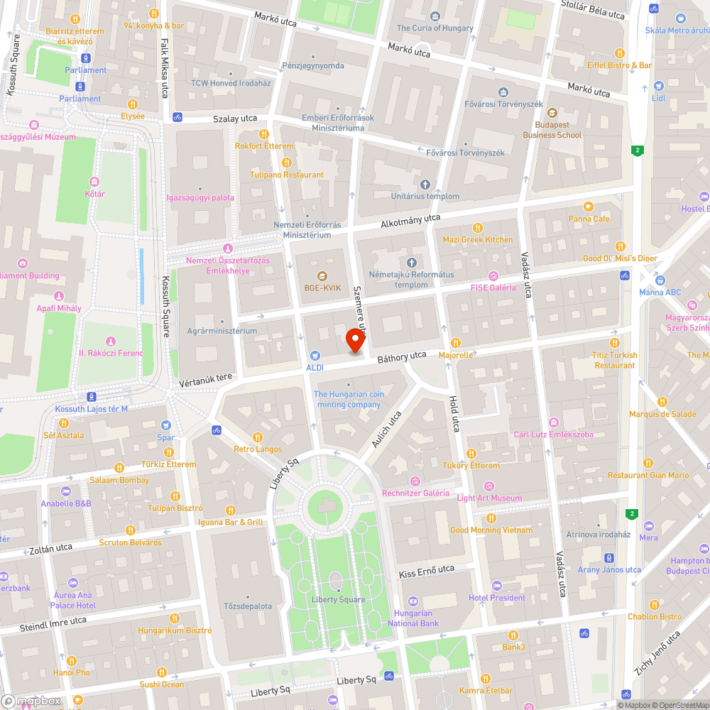 Zászlók kihelyezése - Emberi Erőforrások Minisztériuma bejelentés helye