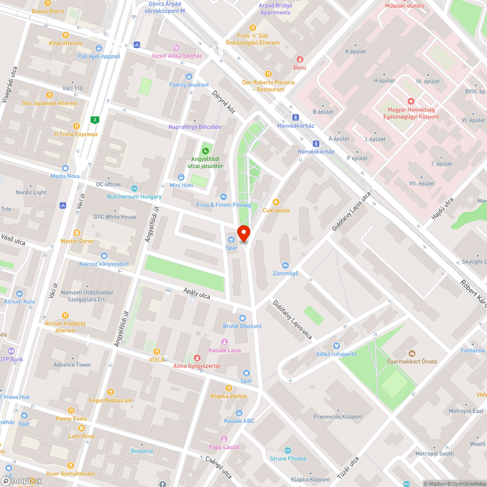 ferde táblával nyitott kerékpársávnak jelölt bejelentés helye