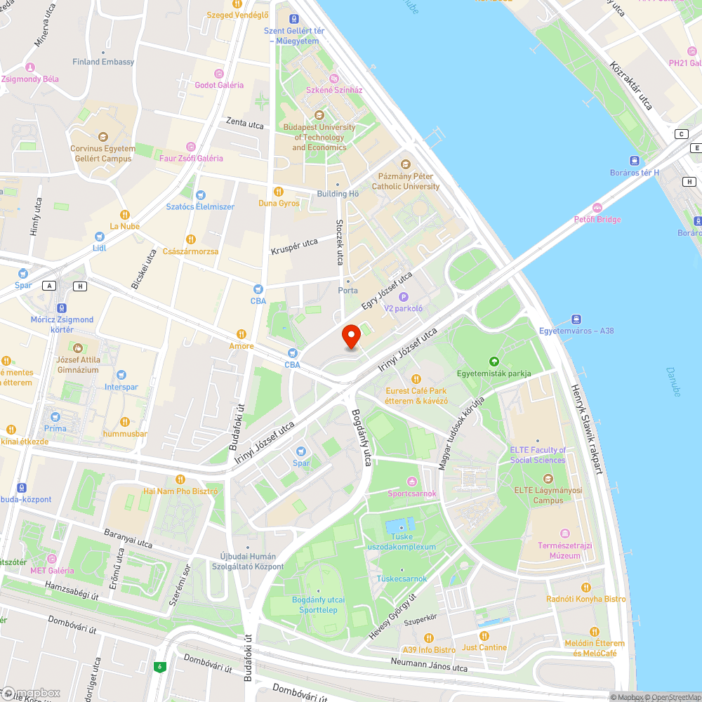 Szemétkupac a kuka mellett, gondozatlan szemetes zöldfelület bejelentés helye