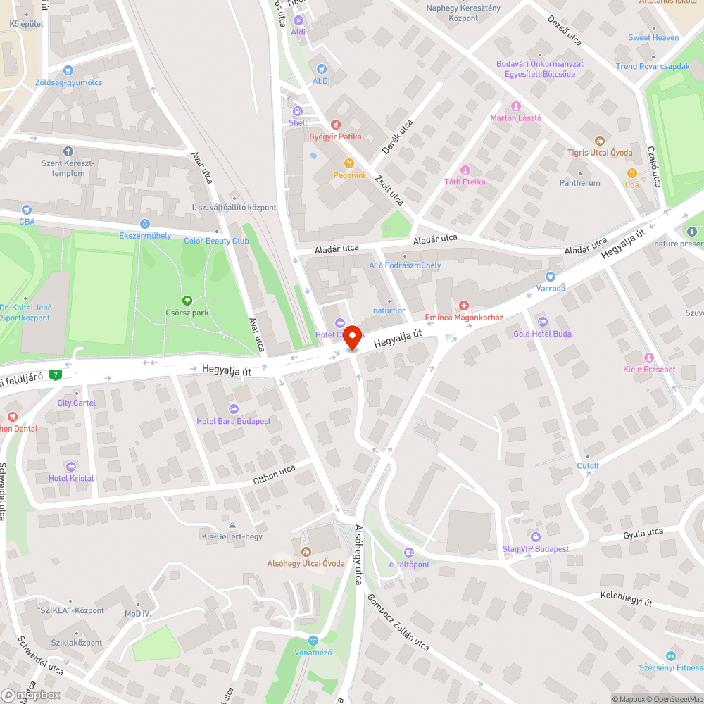 Hetek óta befejezetlen járdaburkolat helyreállítás bejelentés helye