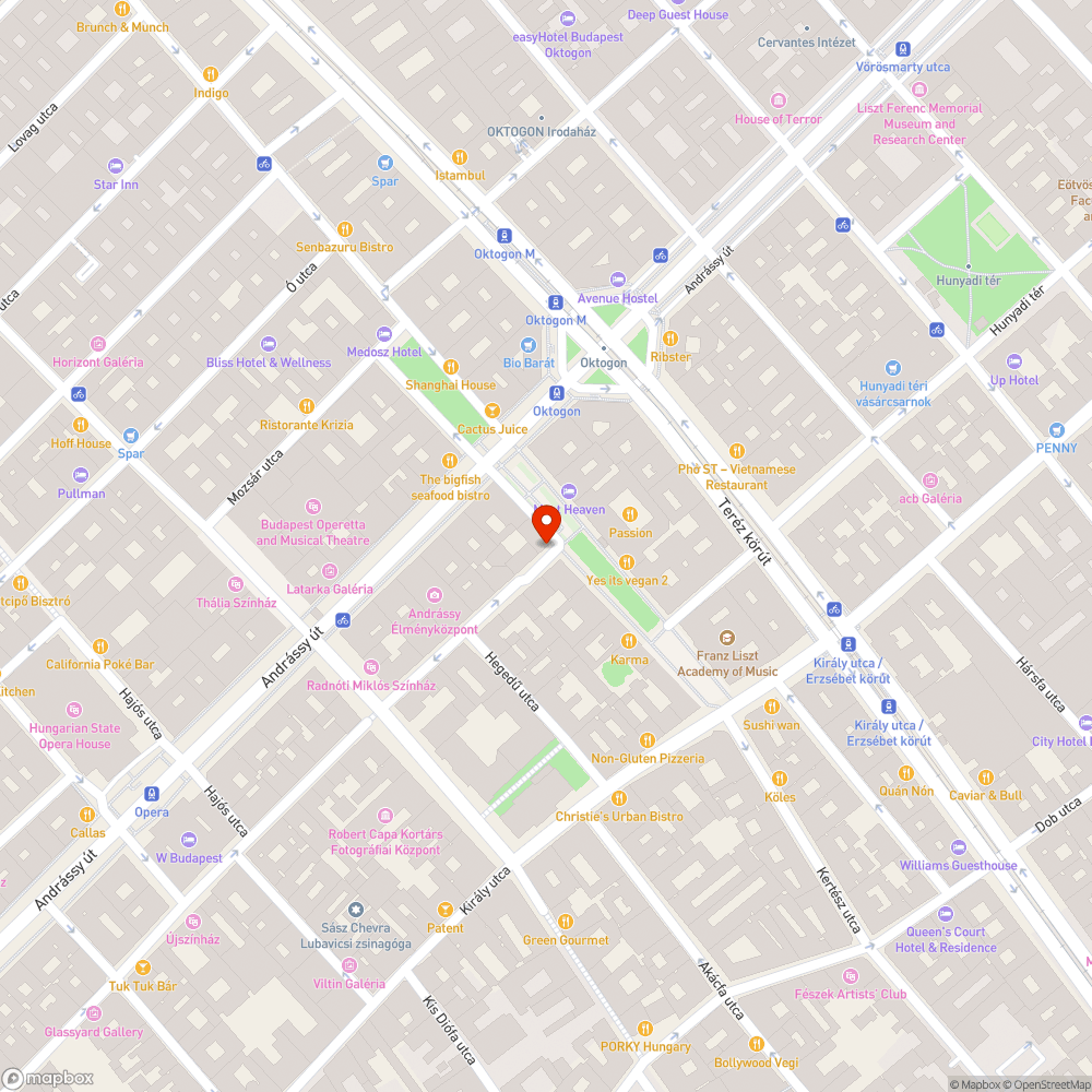 Kitörték a parkolás-gátló bóját bejelentés helye