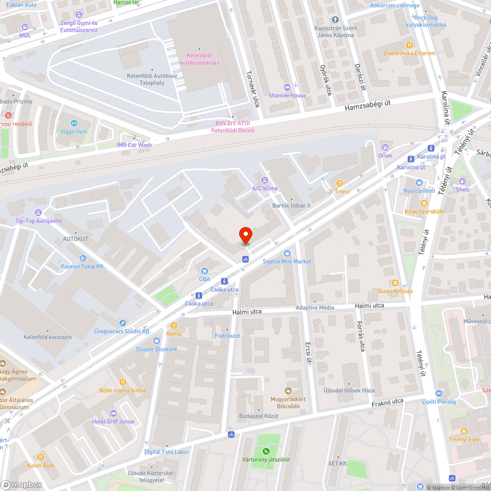 Fára bicikliszárral ráhurkolt fémtábla "Lomis" felirattal bejelentés helye