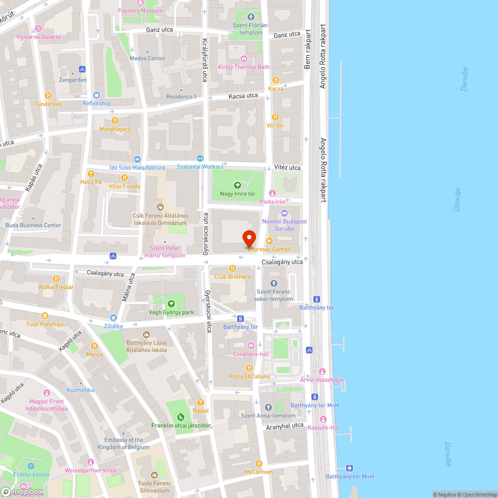 Kerékpárosok számára hátrányos jelzőlámpa bejelentés helye