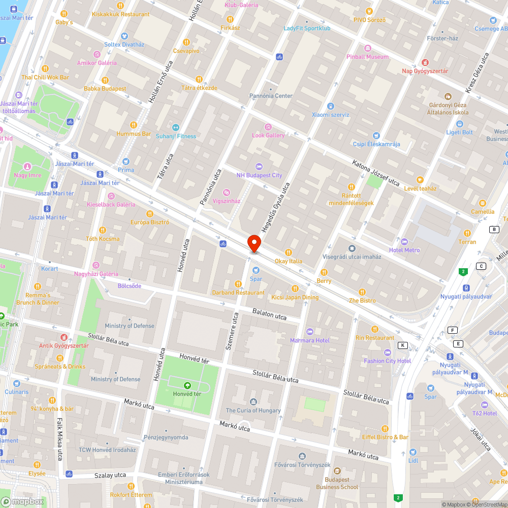 Járdából kiszakadó jelzőlámpa bejelentés helye