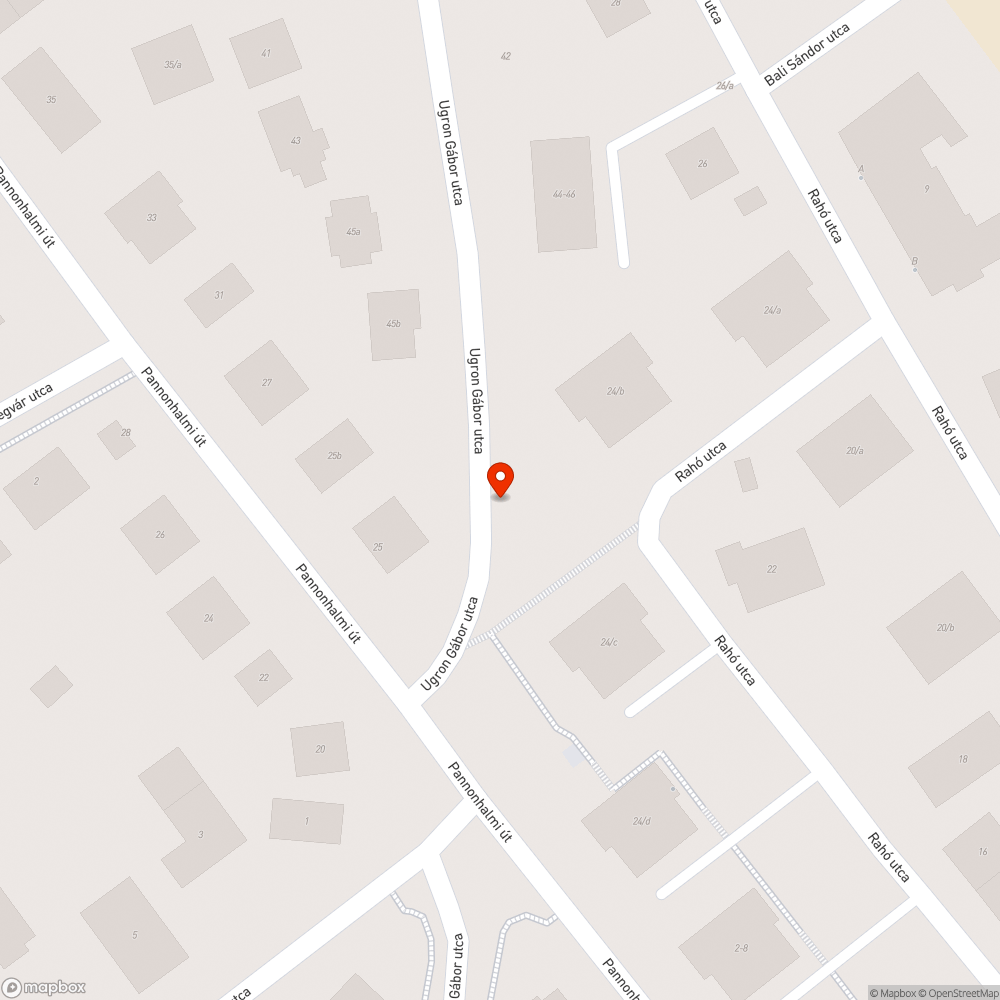 Ugron Gábor utca gaz és útra lógó fák bejelentés helye