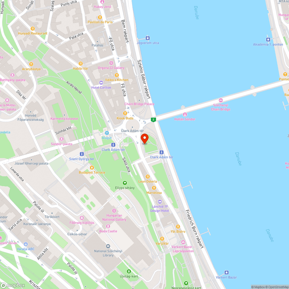 Jelöletlen betontömb a kerékpárúton bejelentés helye