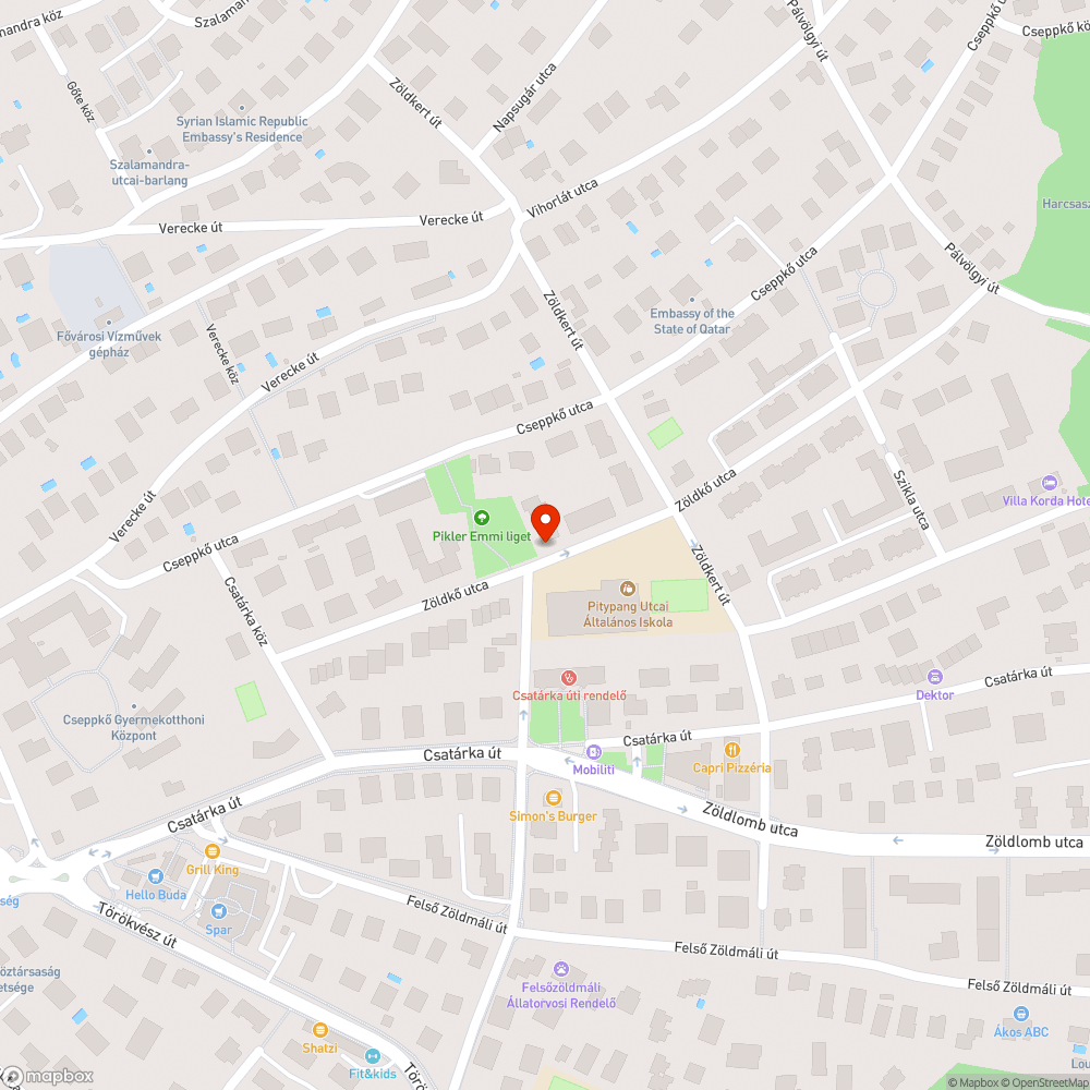 Nagyon kiálló csatornafedél a Zöldkő utcában bejelentés helye