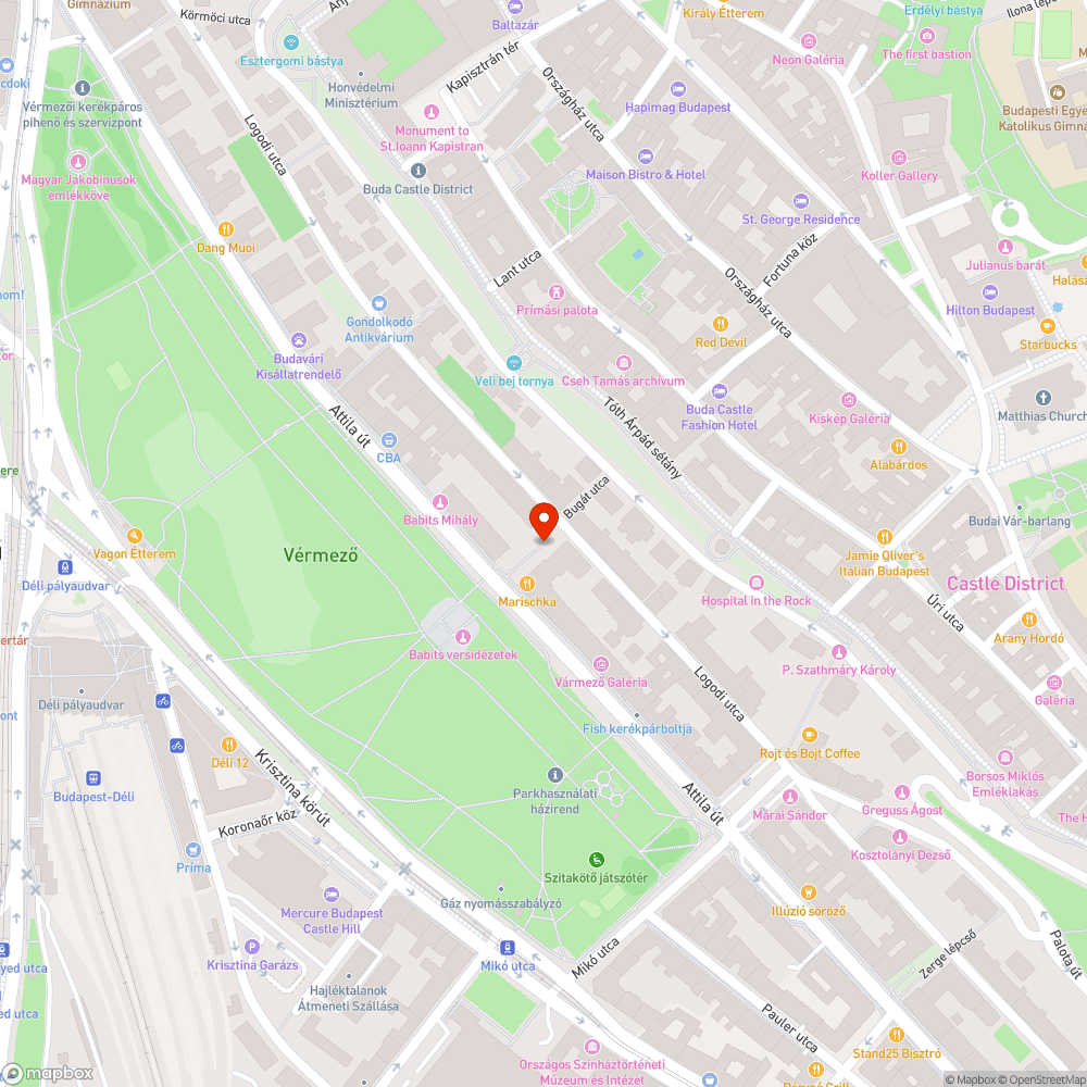 Balesetveszélyes szobor a járdán bejelentés helye