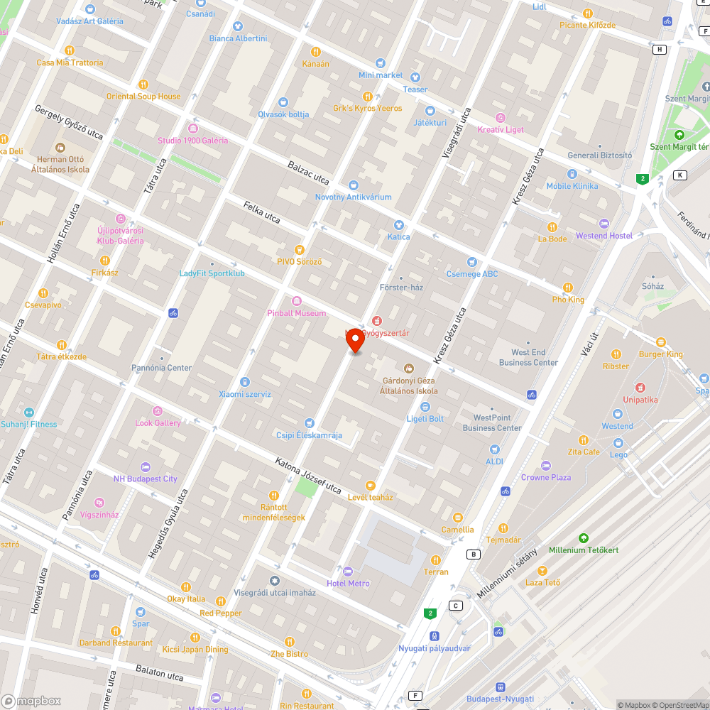 zászlók kihelyezése - Overtones Alapfokú Művészeti Iskola - Zeneiskola - Visegrádi utca 17. bejelentés helye